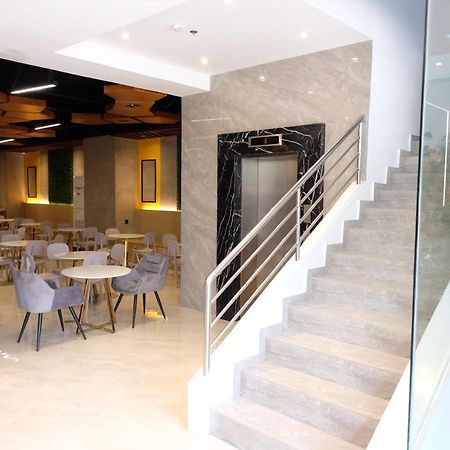 City Pod Hotel Cebu Exterior photo