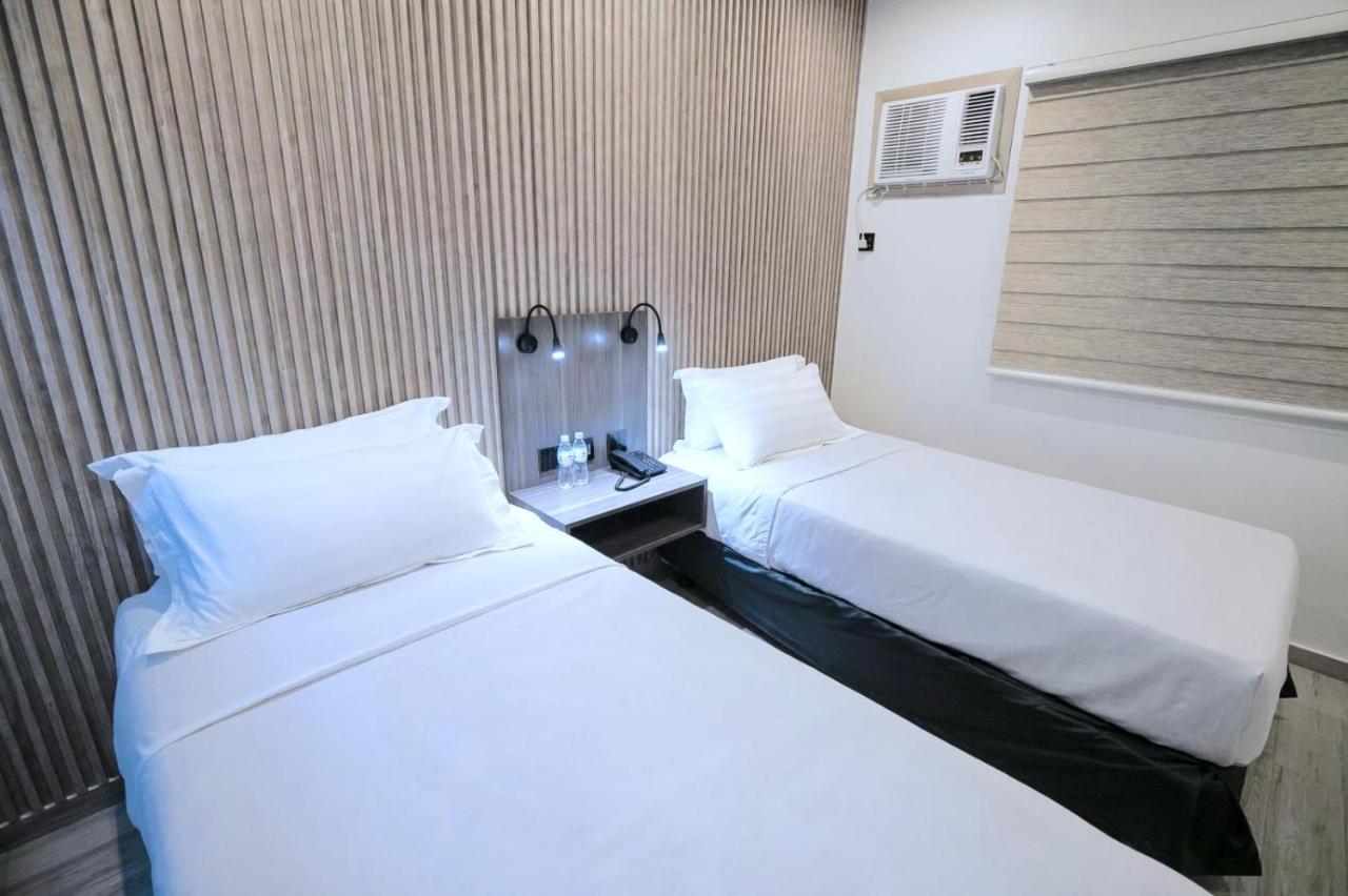City Pod Hotel Cebu Exterior photo